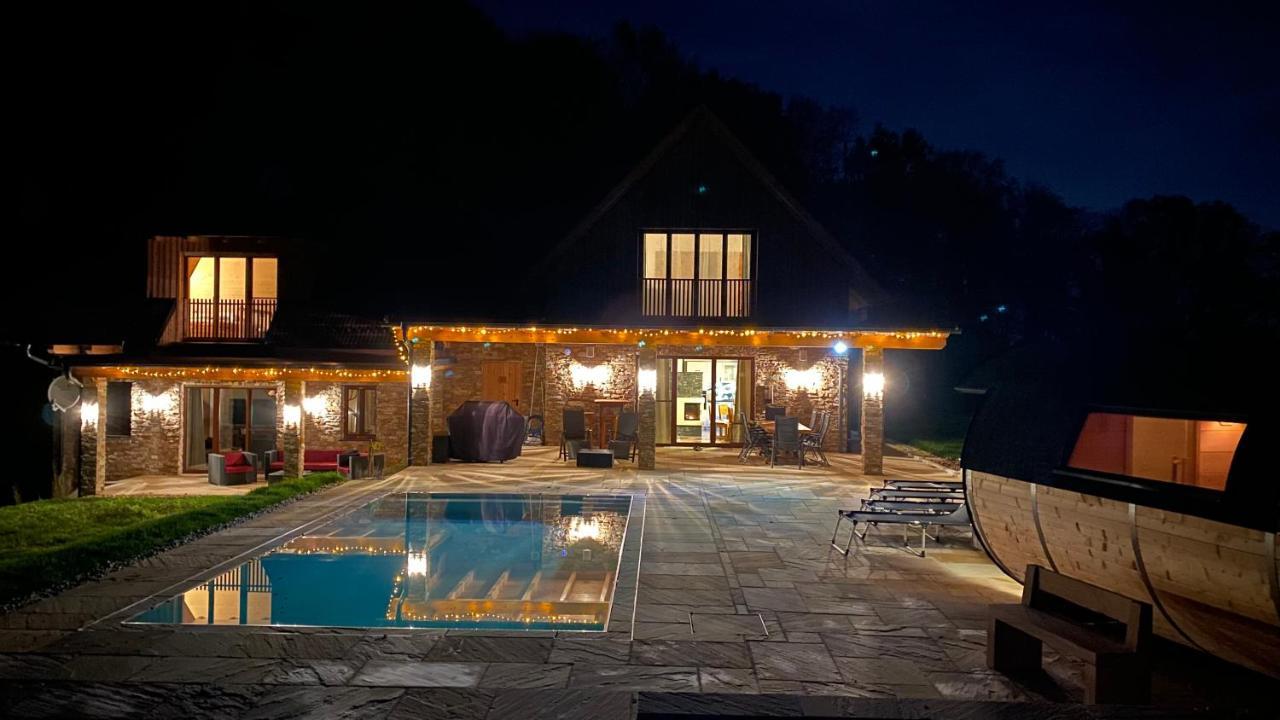 Landvilla Sinelia Premium Dietersdorf am Gnasbach ภายนอก รูปภาพ